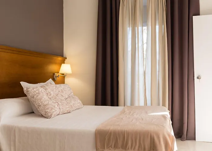 Imperial Pensión 3*